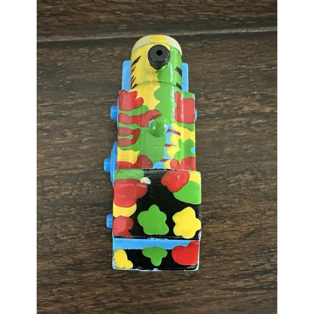 PAINT SPLATTERED Thomas and Friends Wooden‎ Railway Train